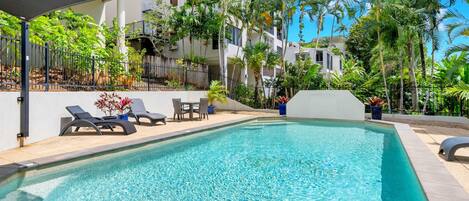 Apartment | Pool | Outdoor pool