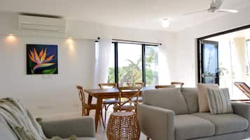 Apartment | Living area