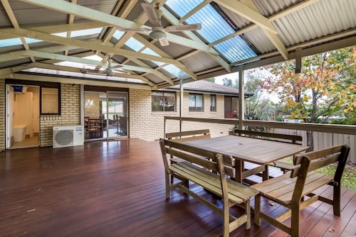 Spacious and Restful Holiday Home With Backyard