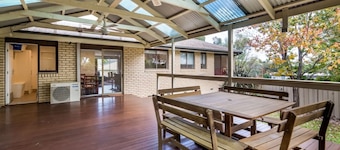 Spacious and Restful Holiday Home With Backyard