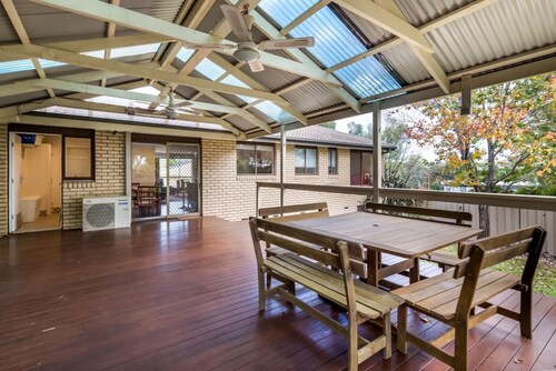 Spacious and Restful Holiday Home With Backyard