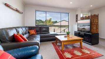 Apartment | Living room