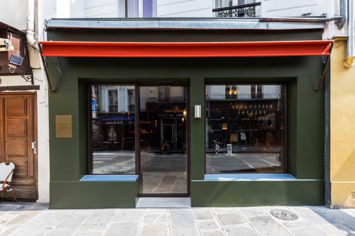 House | Exterior detail