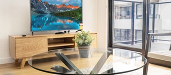 Idyllic 1-bed Near Popular Shopping Streets