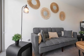 Apartment | Living area