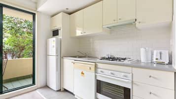 Apartment | Dapur peribadi | Alat memasak/pinggan mangkuk/perkakas dapur