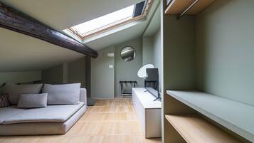Apartment (1 Bedroom) | Interior
