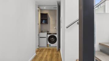 Apartment | Bathroom | Towels, soap