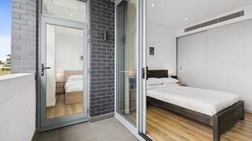 Apartment | 3 bedrooms, iron/ironing board, bed sheets