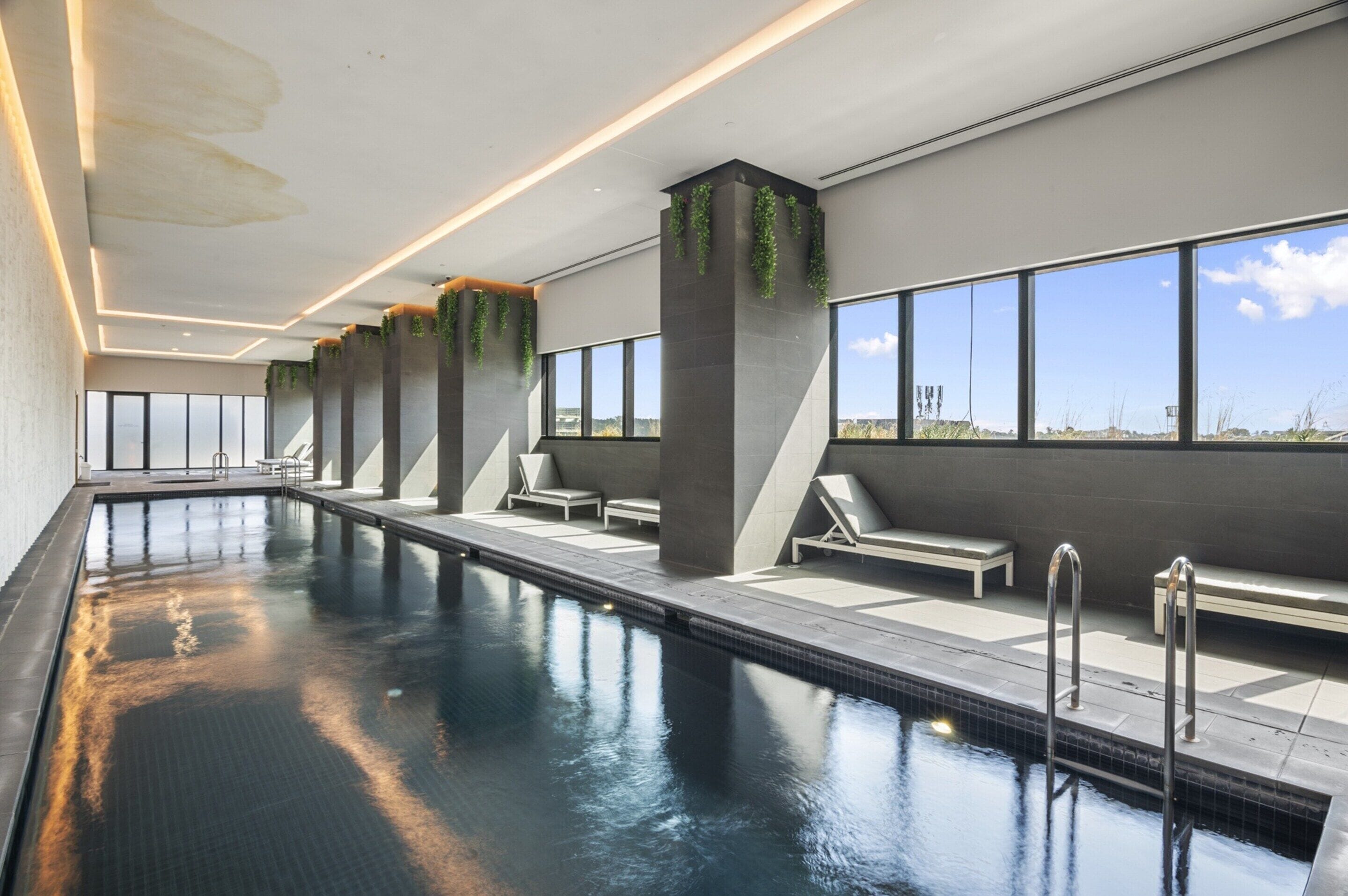 Apartment | Pool | Indoor pool, outdoor pool