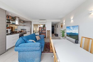 Apartment | Living room