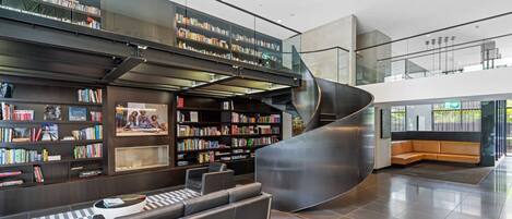 Apartment | Living room