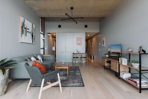 Apartment | Living area - Stunning 1-bed Above Foreshore With Water Views (Canberra)