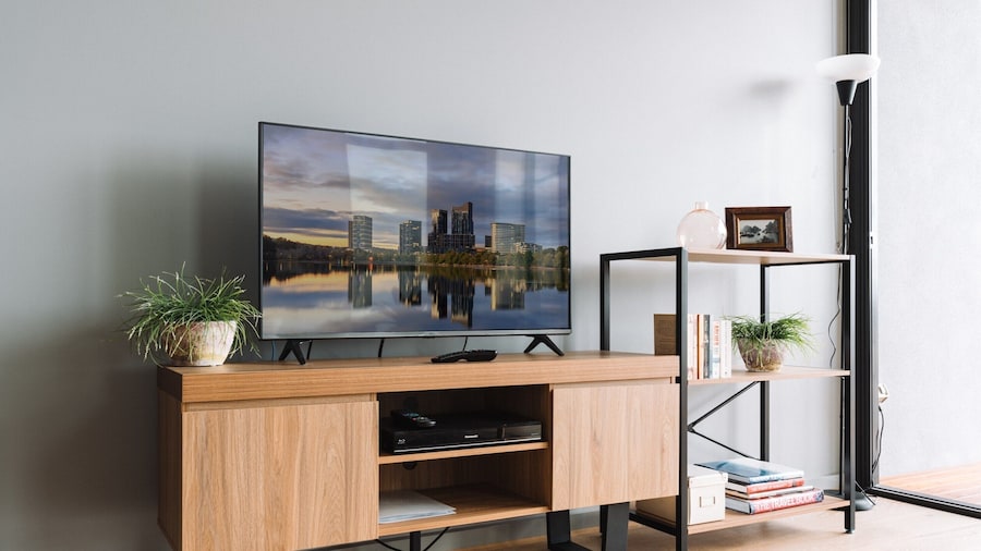 Stunning 1-bed Above Foreshore With Water Views