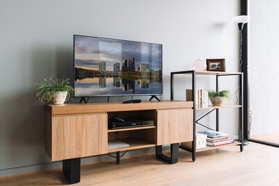 Stunning 1-bed Above Foreshore With Water Views