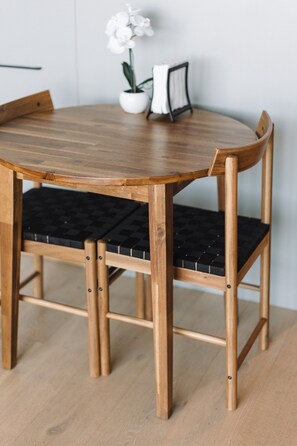 تناول الطعام