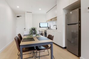 Apartment | Tempat makan