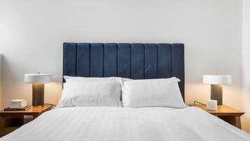 Apartment | 2 bedrooms, laptop workspace, iron/ironing board, bed sheets