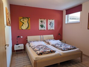 2 chambres, lit de bébé portatif, accès au Wi-Fi (inclus)