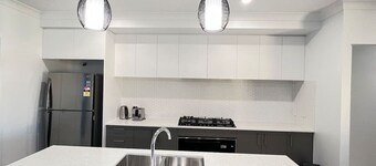 New  4Bed House master with ensuite and A/C
