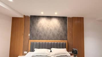 Habitación Deluxe | Escritorio, espacio para trabajar con laptop y wifi gratis