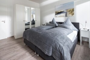 1 Schlafzimmer, Bügeleisen/Bügelbrett, Reisekinderbett, kostenloses WLAN