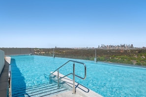 Apartment | Pool | Outdoor pool