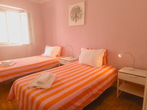 2 bedrooms, iron/ironing board, free WiFi, bed sheets - Master's House By Gt House (Évora)