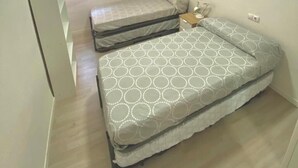 4 bedrooms - Acogedor Apartamento en Valencia Cerca de la Playa (Valencia)