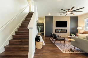 Smart TV, fireplace, offices