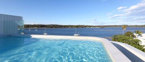 Apartment | Pool | Outdoor pool