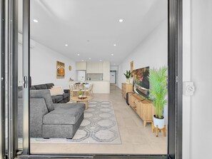 Apartment | Interior - Modern 1-bedroom Apt With Sweeping Water Views (Batemans Bay)
