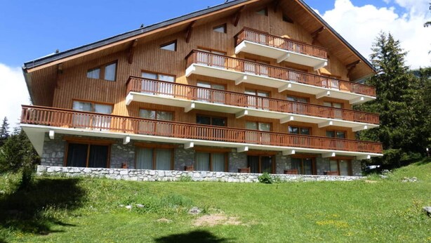 Unclassified image, 1 of 3, button - Apartment in Meribel With Ski Slope Access (Les Allues)