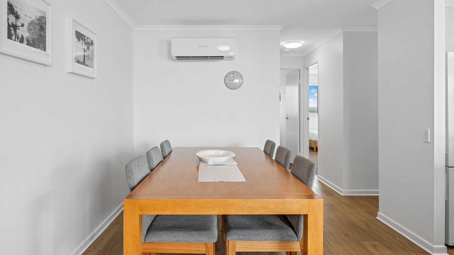 Beachside 3-bed With Bbq, Pool, Gym