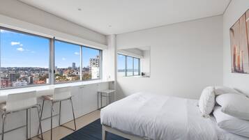 Casa | 1 quarto, ferros/tábuas de passar roupa, roupa de cama