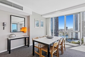 تناول الطعام