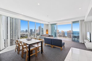 Living room - Modern 2-bed With Pool Access in Surfers Paradise (Gold Coast)