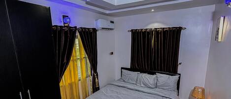 Apartment, 2 Bedrooms | Free WiFi