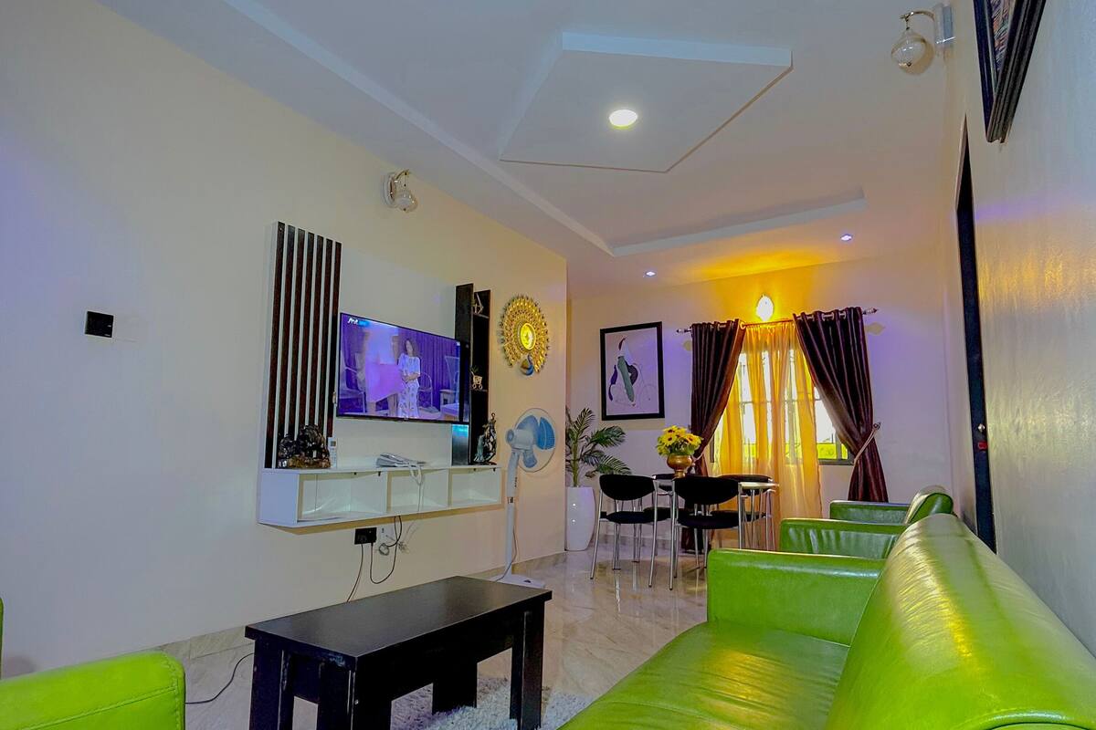 Lägenhet - 2 sovrum | Vardagsrum