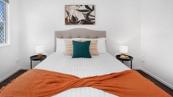 Căn hộ | 3 phòng ngủ, khu vực làm việc phù hợp cho laptop