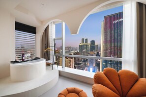 Signature Double Room, City View | Laptop workspace, blackout drapes, soundproofing, free WiFi