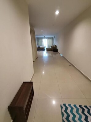 Soundproofing - Spacious & Homey Apartment at Marina Island by JoMy Homestay (Manjung)