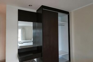 Unclassified image, 4 of 26, button - Spacious & Homey Apartment at Marina Island by JoMy Homestay (Manjung)