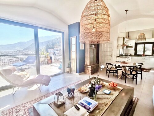 Babylon Townhouse - The Best View in Fethiye