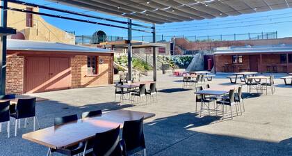 Oceanview Luxury With Dedicated Workspace