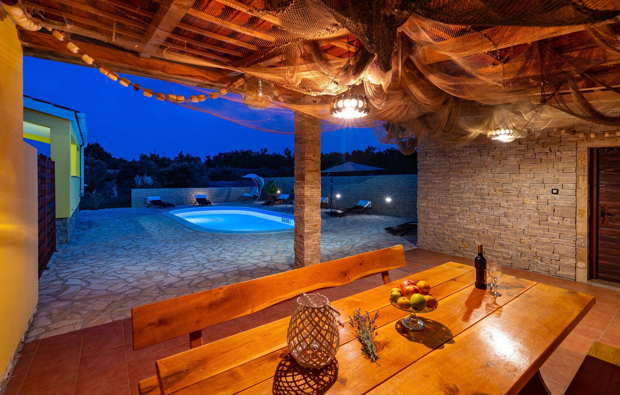 Et oppvarmet basseng