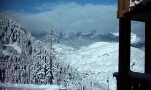 View from property - Studio for 3/4 People, Ideally Located in the Heart of the Resort (Modane)