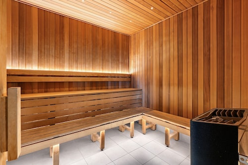 Sleek 1-bed Canberra Flat With Gym & Sauna Access