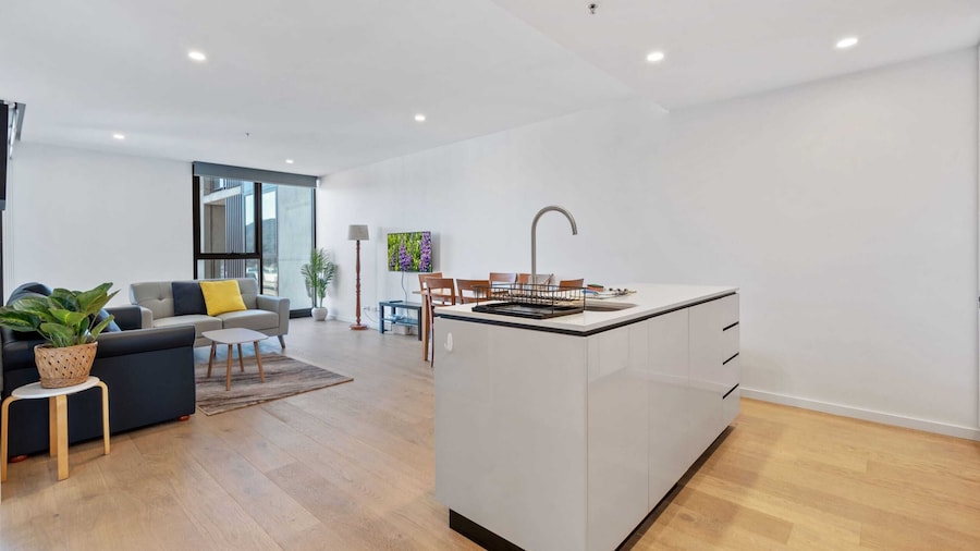 Sleek 1-bed Canberra Flat With Gym & Sauna Access