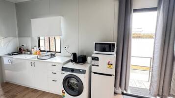 Fridge, microwave, stovetop, toaster